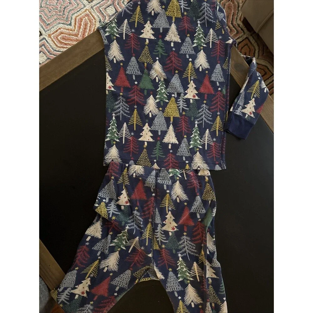 Hanna Andersson Kid’s Size 130cm/US 8 Christmas 🎄 Pajama Top & Bottom Set